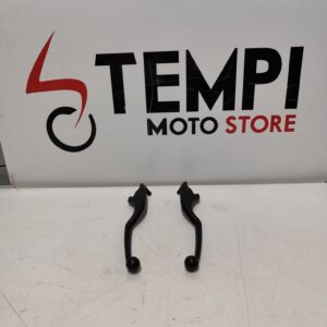 Leve Dx e Sx X-Max 125 (dal 2008 al 2017) 250 (dal 2007 al 2016)